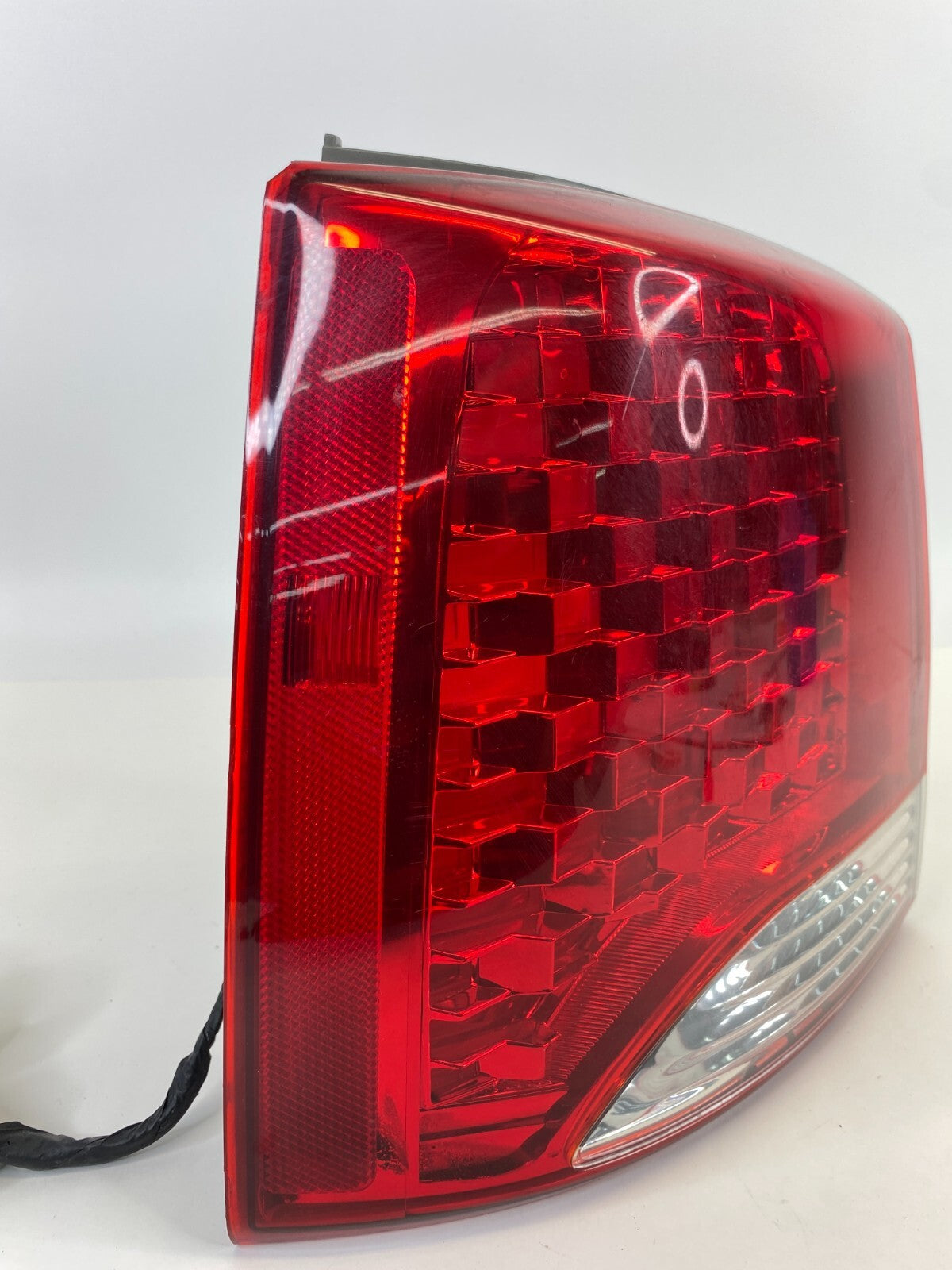 2011 2012 2013 Kia Sorento Rear Left Driver Outer Tail Light Taillight OEM