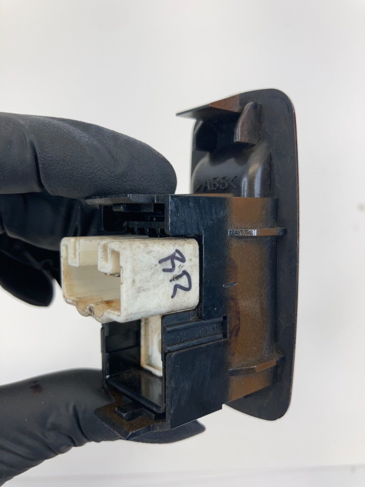 1996-2002 Toyota 4Runner Rear Right Side Door Power Window Switch w/ Bezel OEM