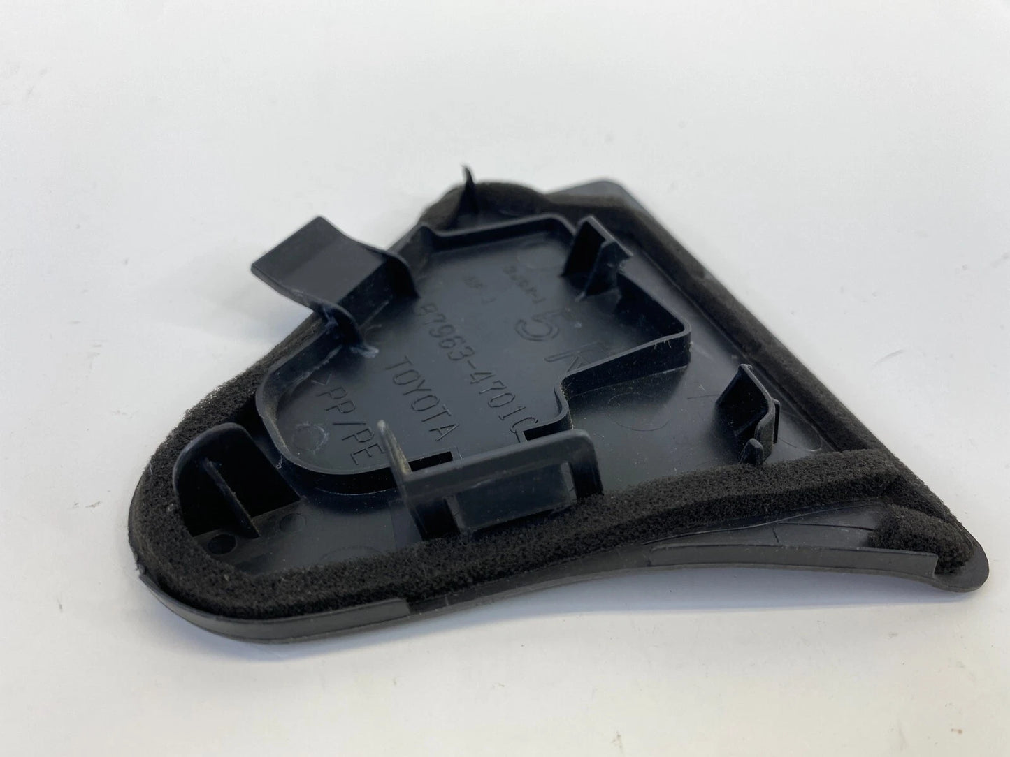 2010-2015 TOYOTA PRIUS FRONT RIGHT DOOR INNER MIRROR CORNER LOCK STRIKER COVER