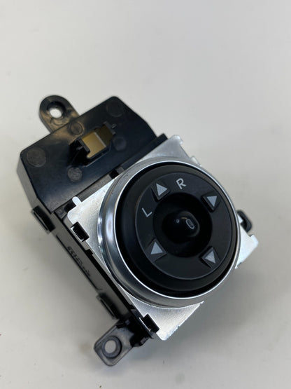 13-17 Hyundai Elantra GT Front Left Driver Power Door Mirror Switch 299112032