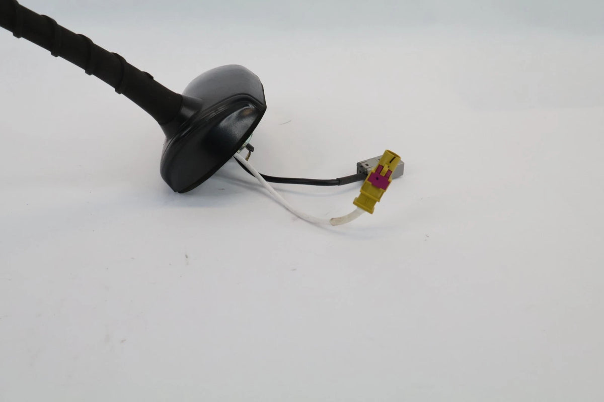2010-2013 KIA SOUL WAGON ROOF MOUNTED RADIO ANTENNA ASSEMBLY 96250-2K000 OEM