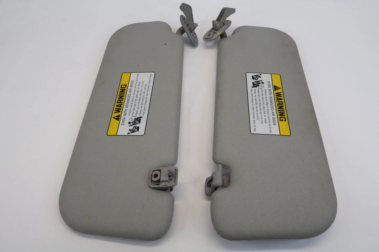 2014-2016 HYUNDAI ELANTRA SUNVISOR SUN VISORS SHADE SET PAIR LH RH W/ MIRROR OEM