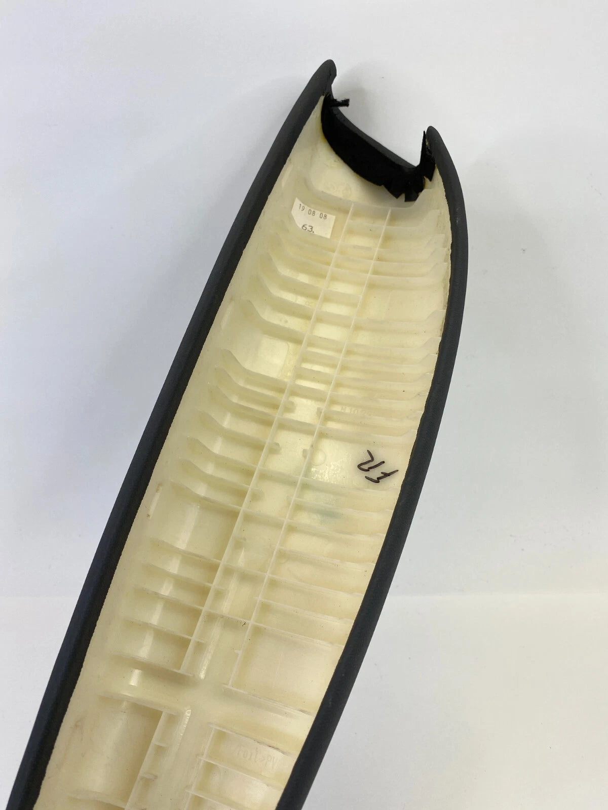 07-10 MINI COOPER FRONT RIGHT PASSENGER INTERIOR DOOR ARMREST ARM REST 2752474