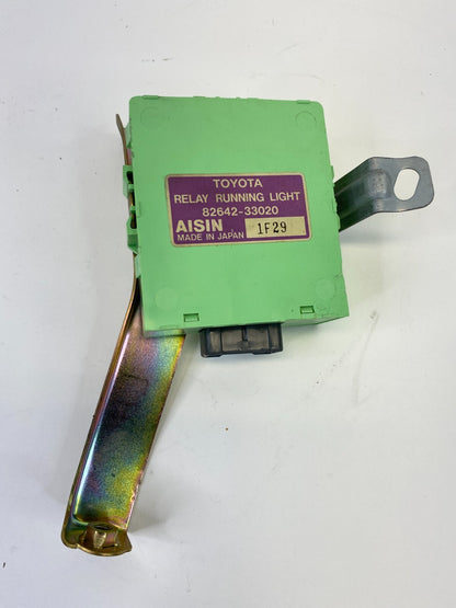 1998-2005 Lexus GS300 Relay Running Light Control Module 82642-33020 OEM