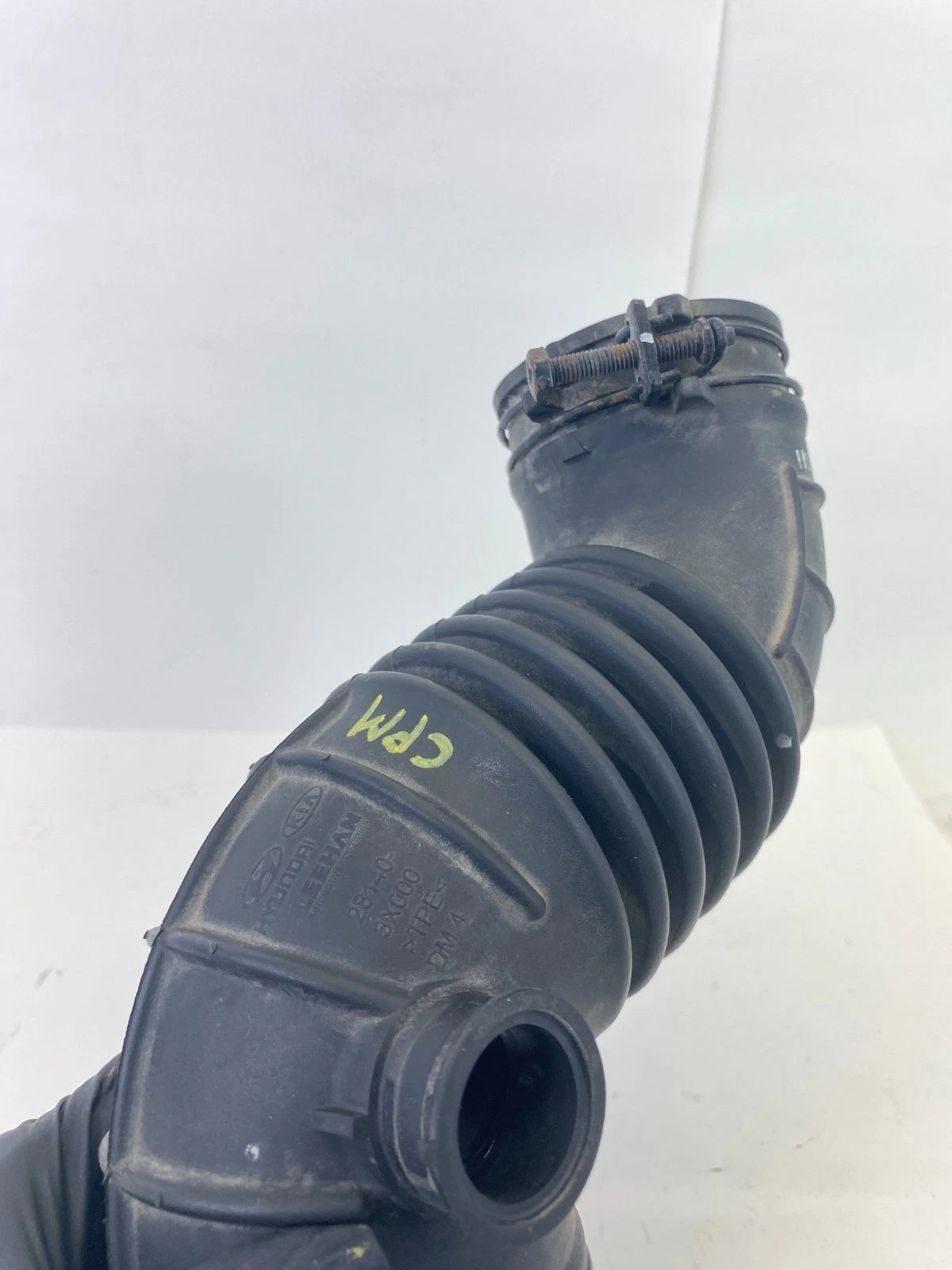 2012-2017 KIA RIO HYUNDAI ACCENT AIR INTAKE HOSE TUBE PIPE DUCT 28140-3X000 OEM