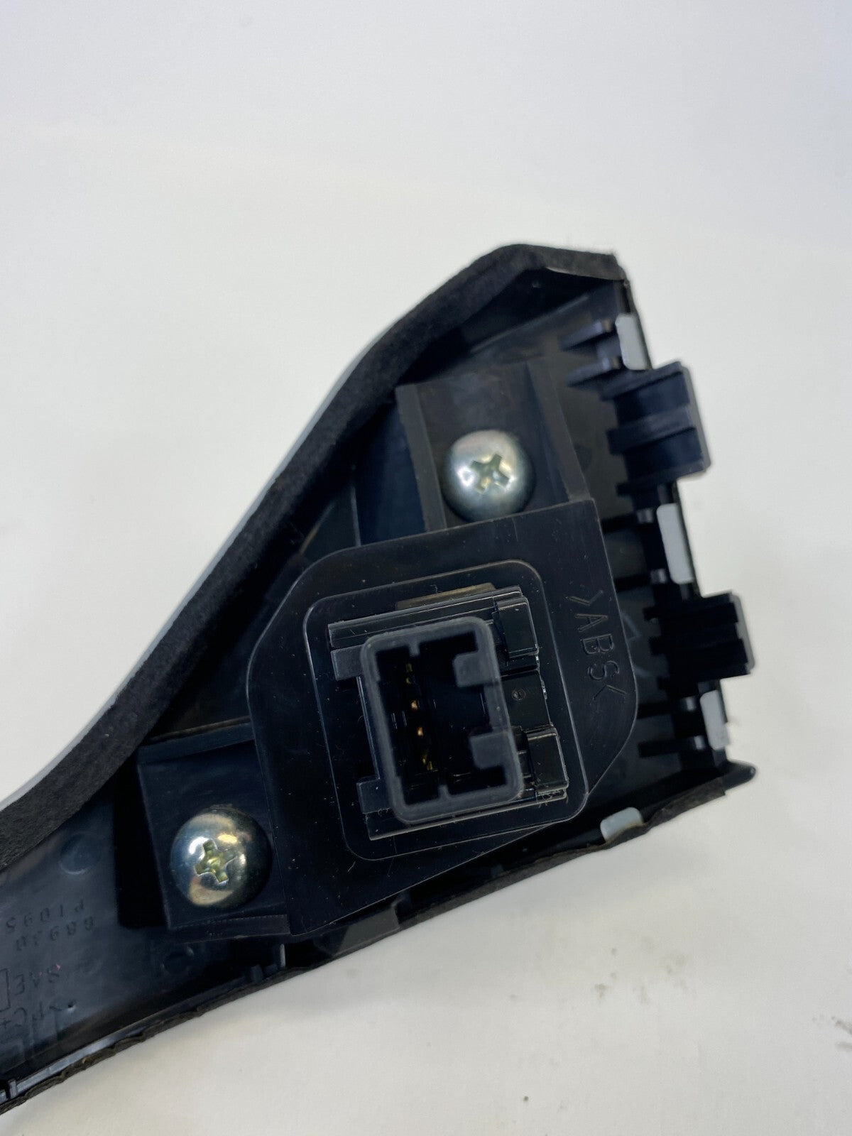 09-14 Nissan Murano Dash Warning Light Button Hazard Switch w/ Bezel Trim OEM