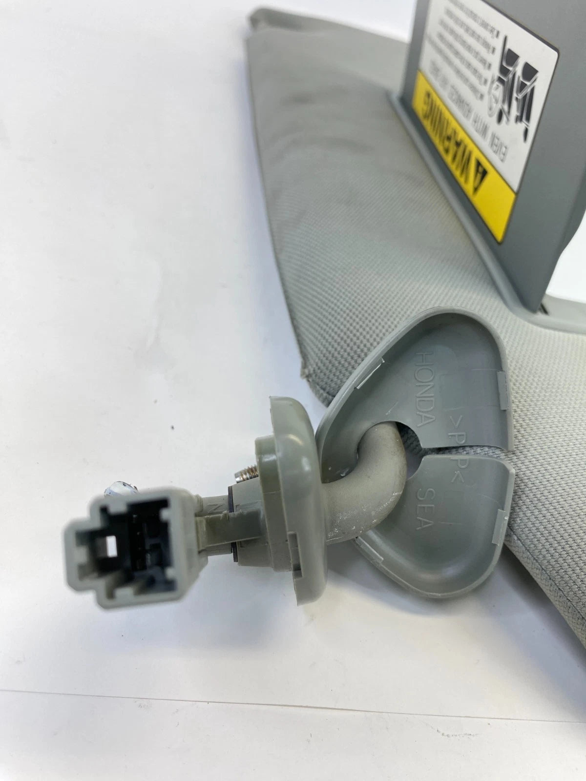 2005-2010 HONDA ODYSSEY LEFT DRIVER SIDE SUNVISOR SUN VISOR SHADE W/ LIGHT OEM