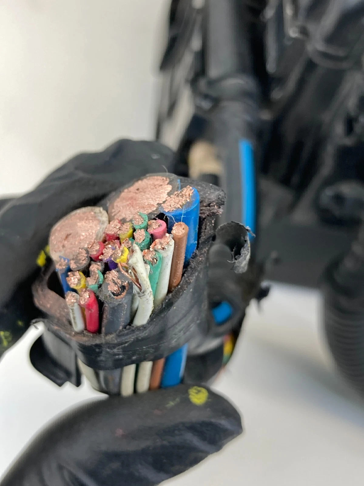 2009-2013 TOYOTA MATRIX 1.8L A/T ENGINE FUSE RELAY FUSE BOX UNIT BLOCK OEM