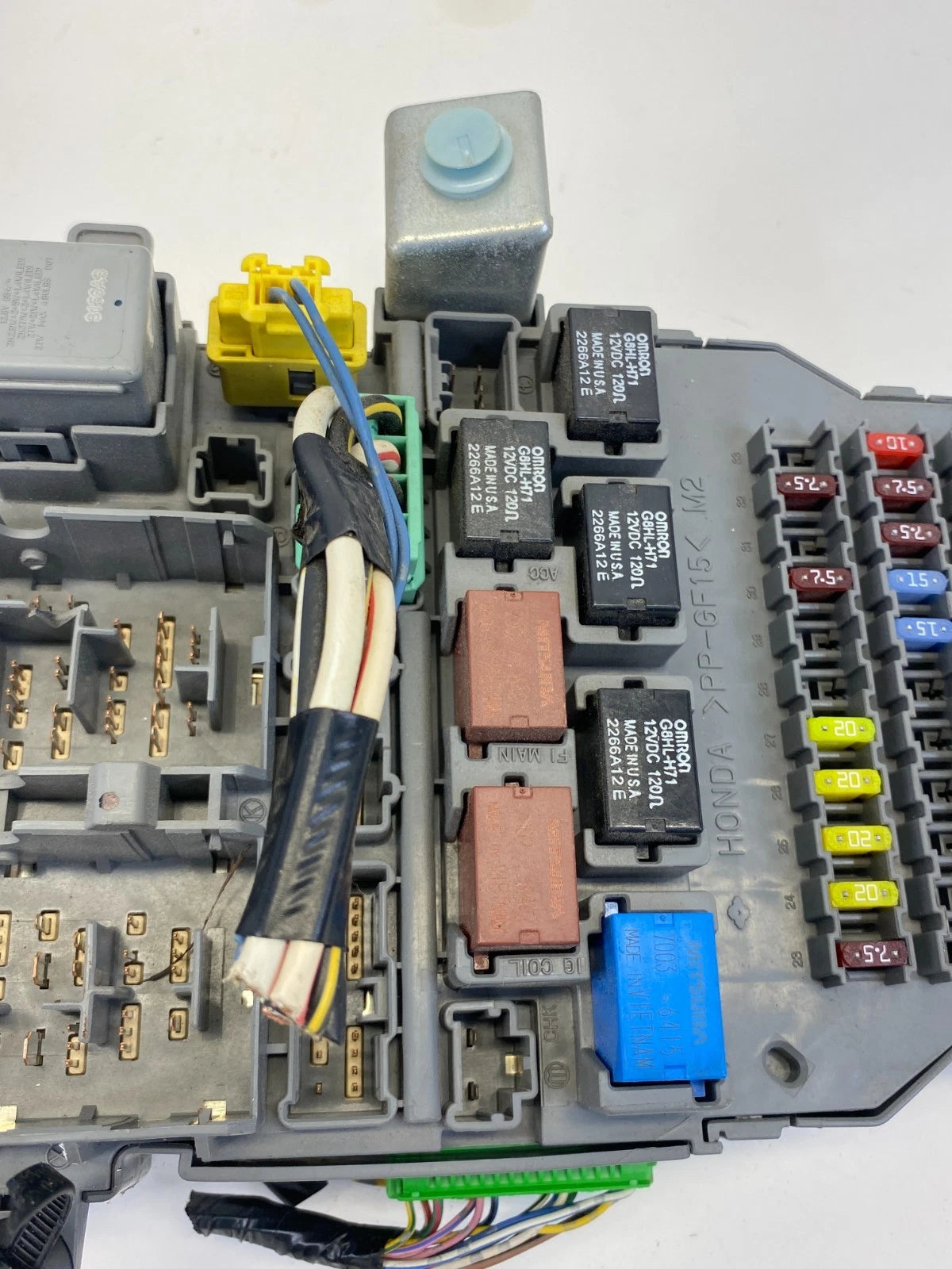 2003-2007 HONDA ACCORD SEDAN 2.4L A/T DASH FUSE BOX INTERIOR RELAY SDA-A0 OEM