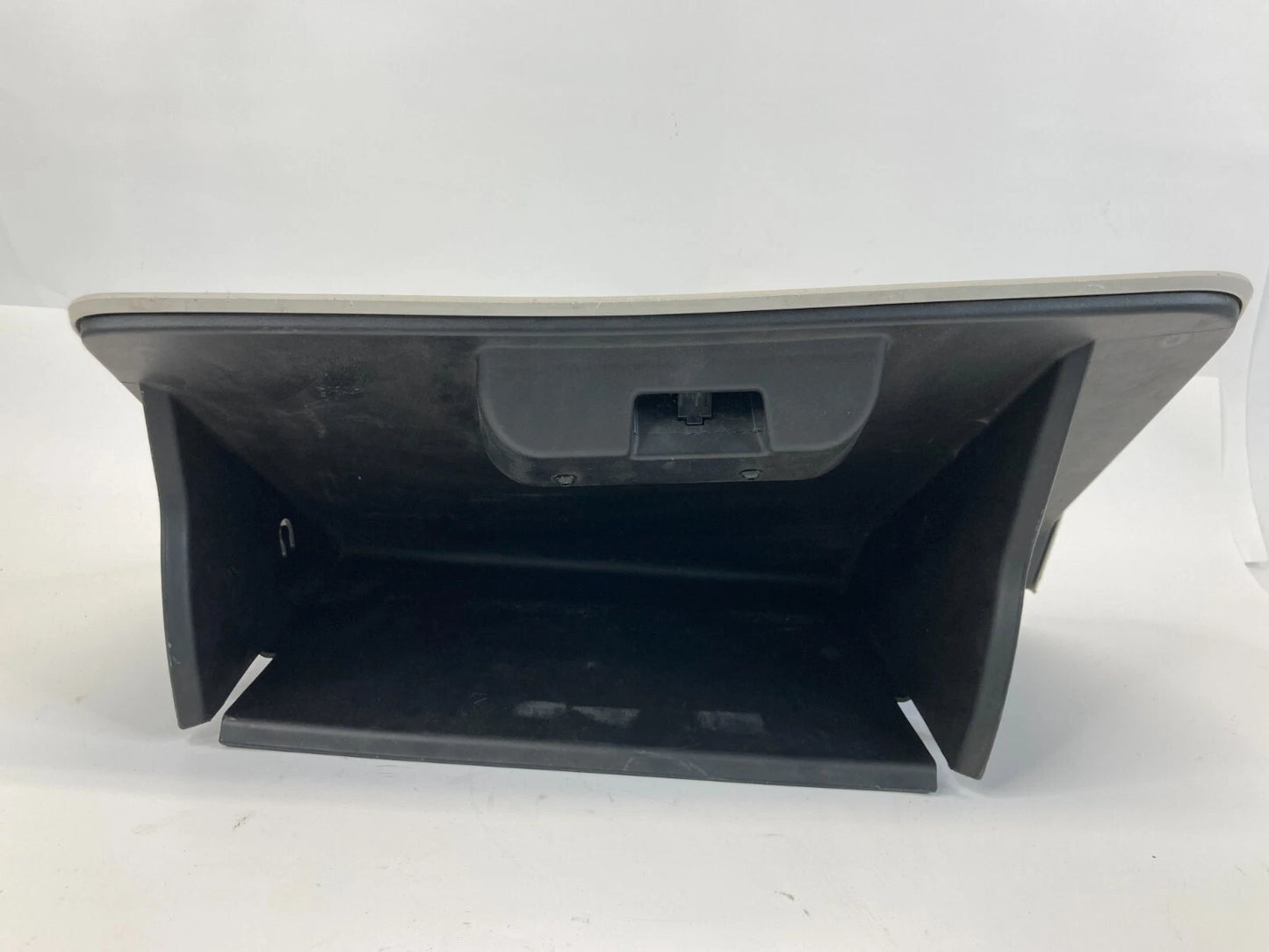09-14 VOLKSWAGEN ROUTAN DASHBOARD GLOVE BOX COMPARTMENT STORAGE 1FA97TRMAB OEM