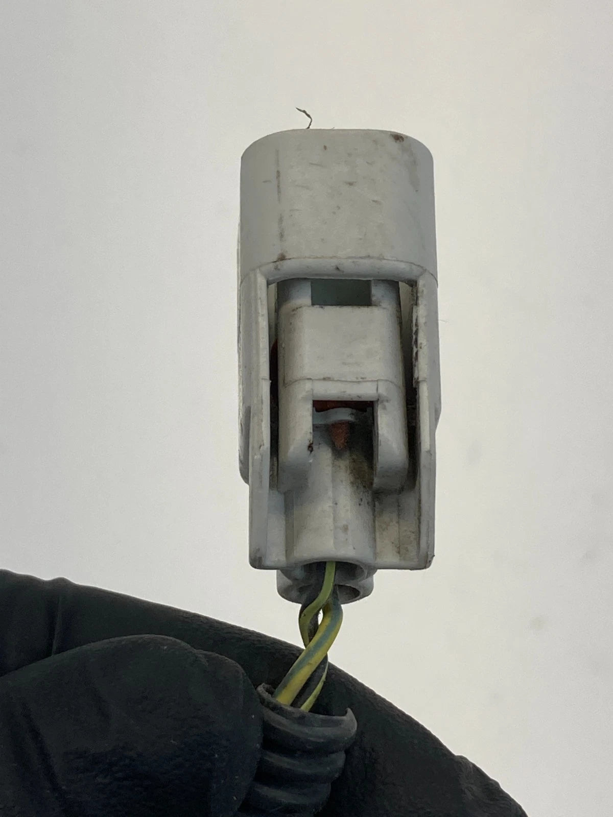 2013-2026 FORD ESCAPE SIDE CLEARANCE LIGHT BULB SOCKET WIRE PLUG CONNECTOR OEM