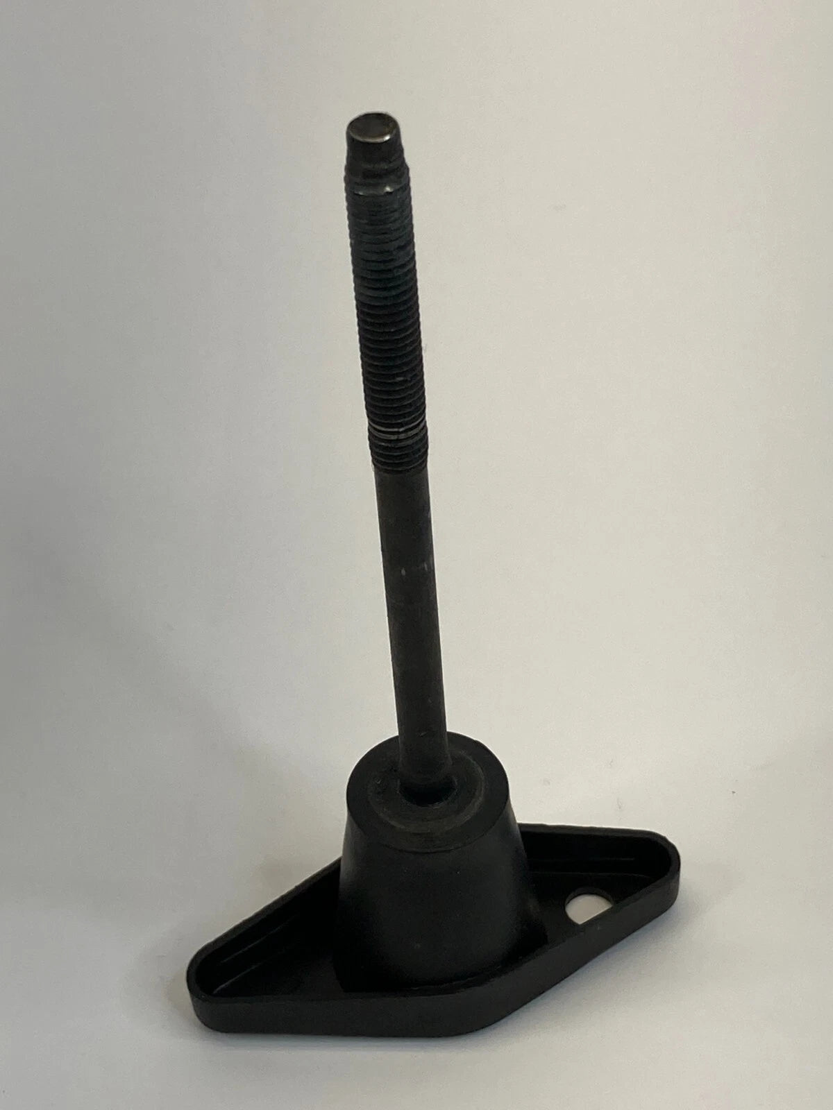 06-10 SATURN VUE SPARE TIRE JACK HOLDER RETAINER HOLD DOWN BOLT SCREW OEM