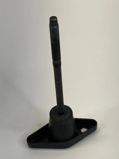 06-10 SATURN VUE SPARE TIRE JACK HOLDER RETAINER HOLD DOWN BOLT SCREW OEM