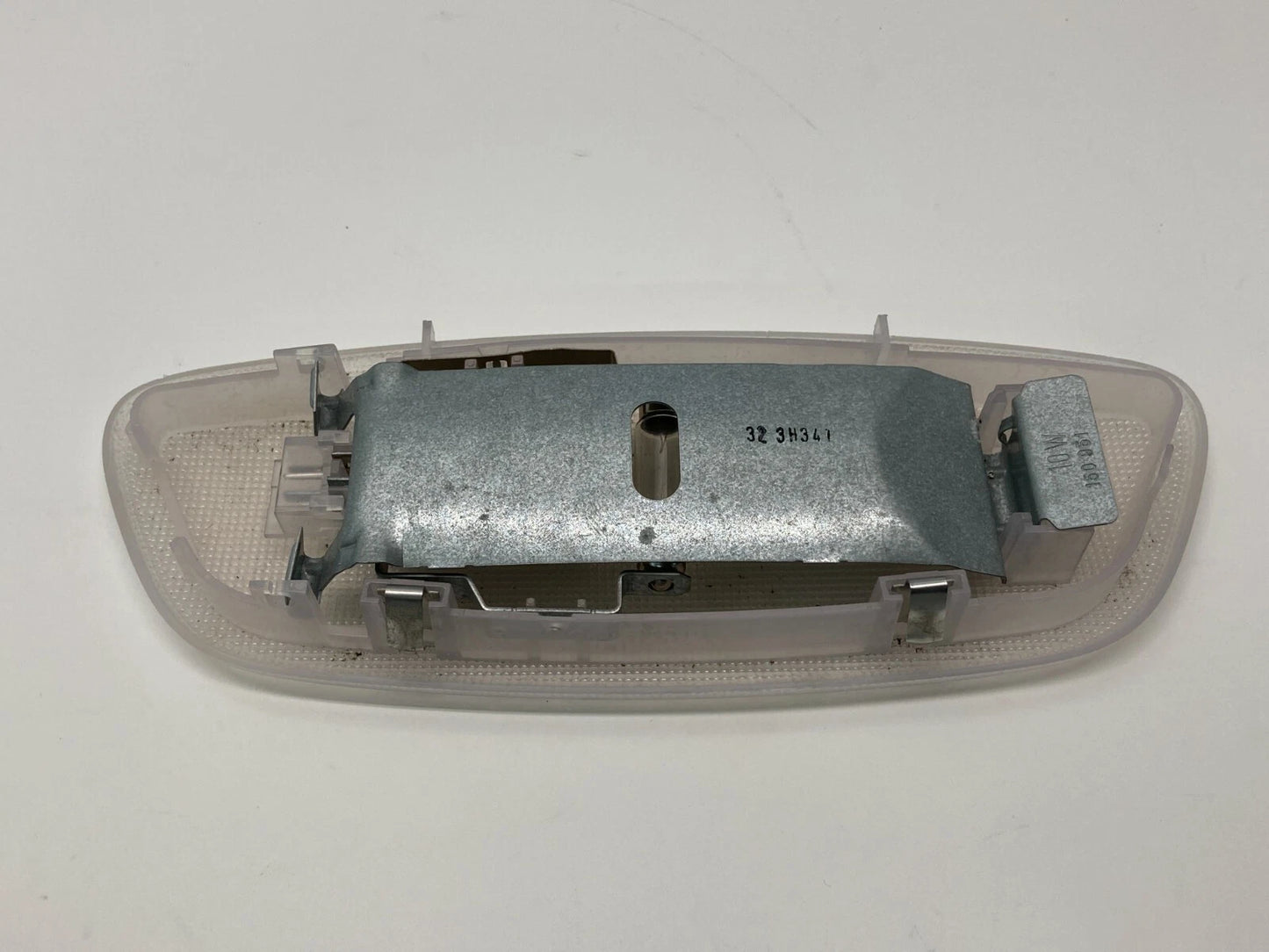 01-05 MERCEDES-BENZ C320 INTERIOR OVERHEAD DOME MAP LIGHT LAMP 2108203401 OEM