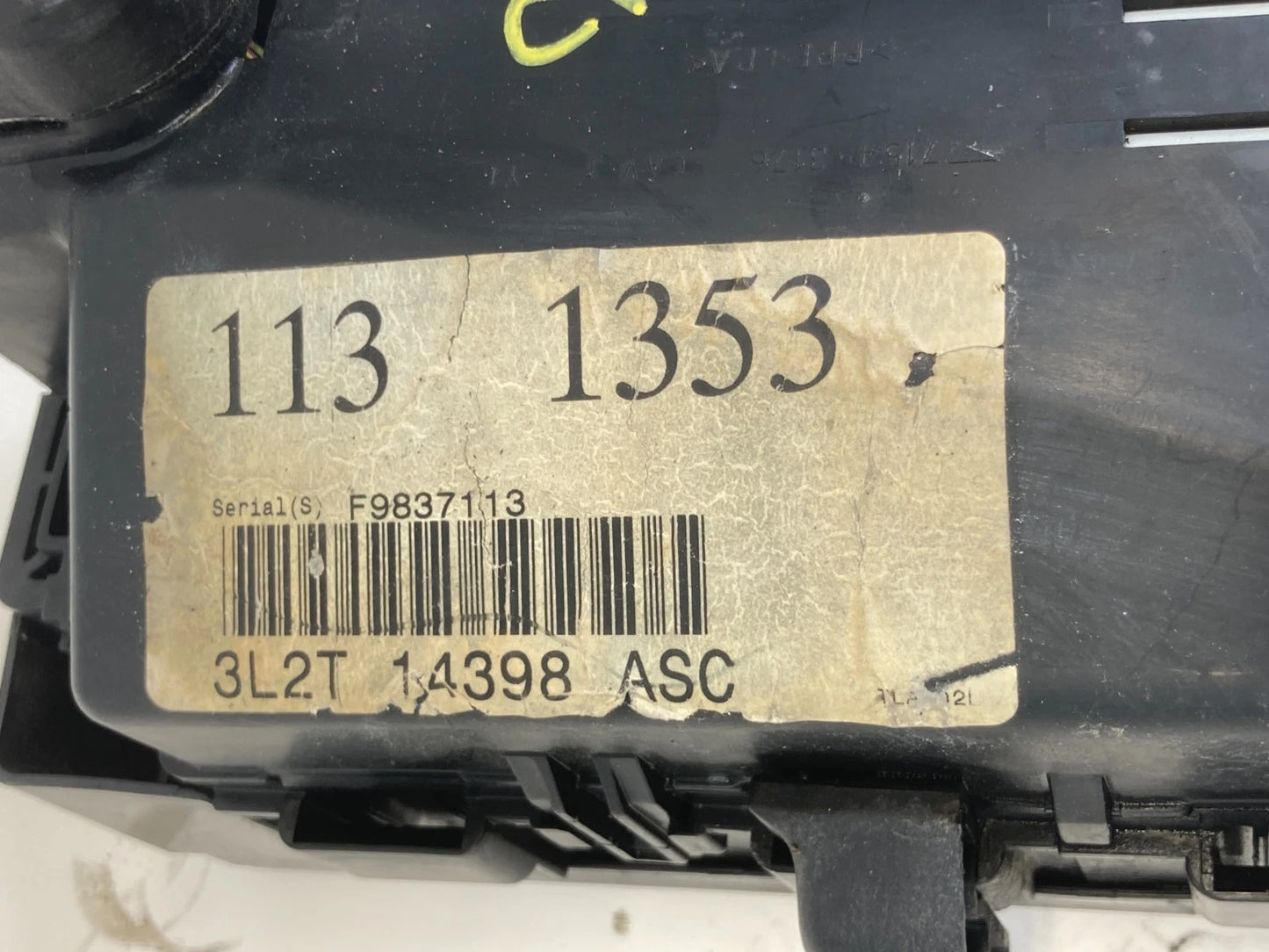 03-05 FORD EXPLORER SUV 4.6L ENGINE FUSE RELAY BOX BLOCK JUNCTION 3L2T-14398-ASC
