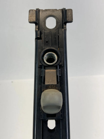 2005-2010 PONTIAC G6 FRONT LEFT DRIVER SIDE SEAT BELT HEIGHT ADJUSTER 22704418