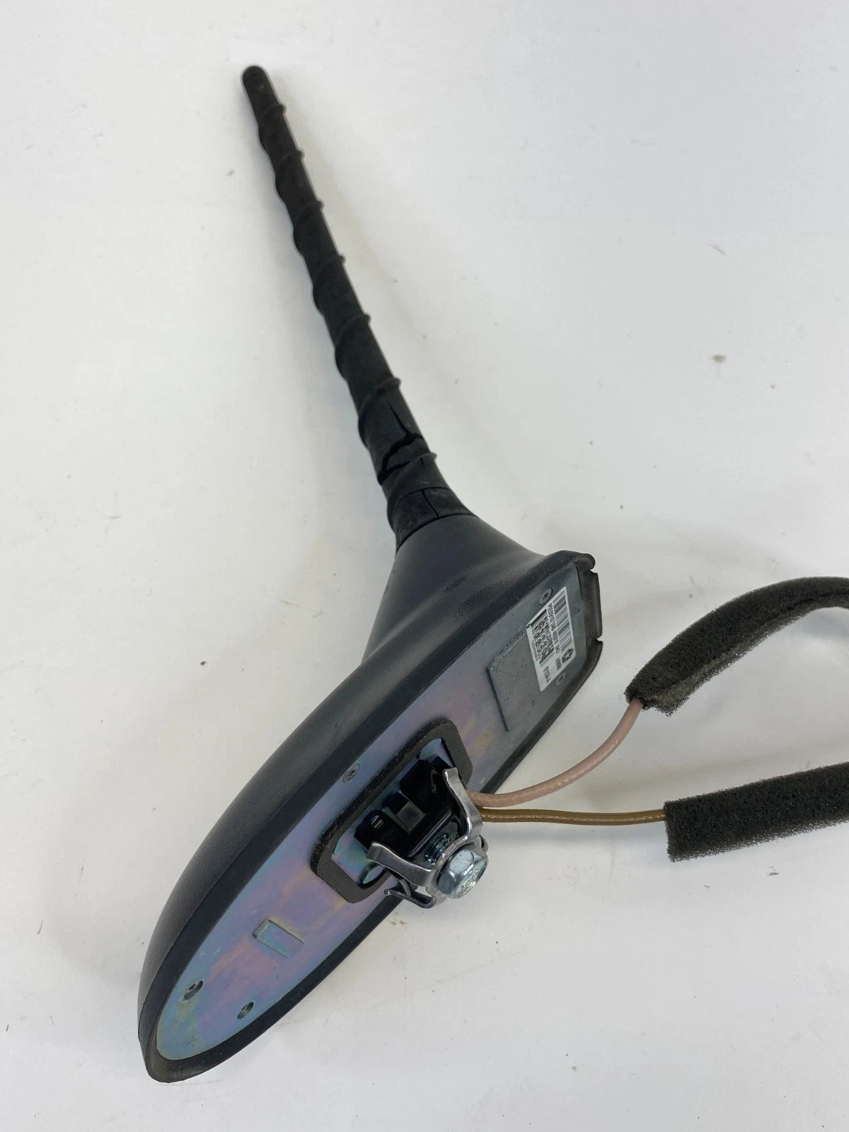 2013-2016 DODGE DART ROOF MOUNTED RADIO ANTENNA BASE & MAST 05091973AB OEM