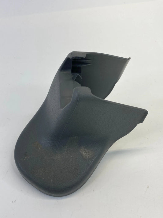 2010-2015 TOYOTA PRIUS FRONT RIGHT SEAT TRACK END COVER END CAP TRIM 72137-47040