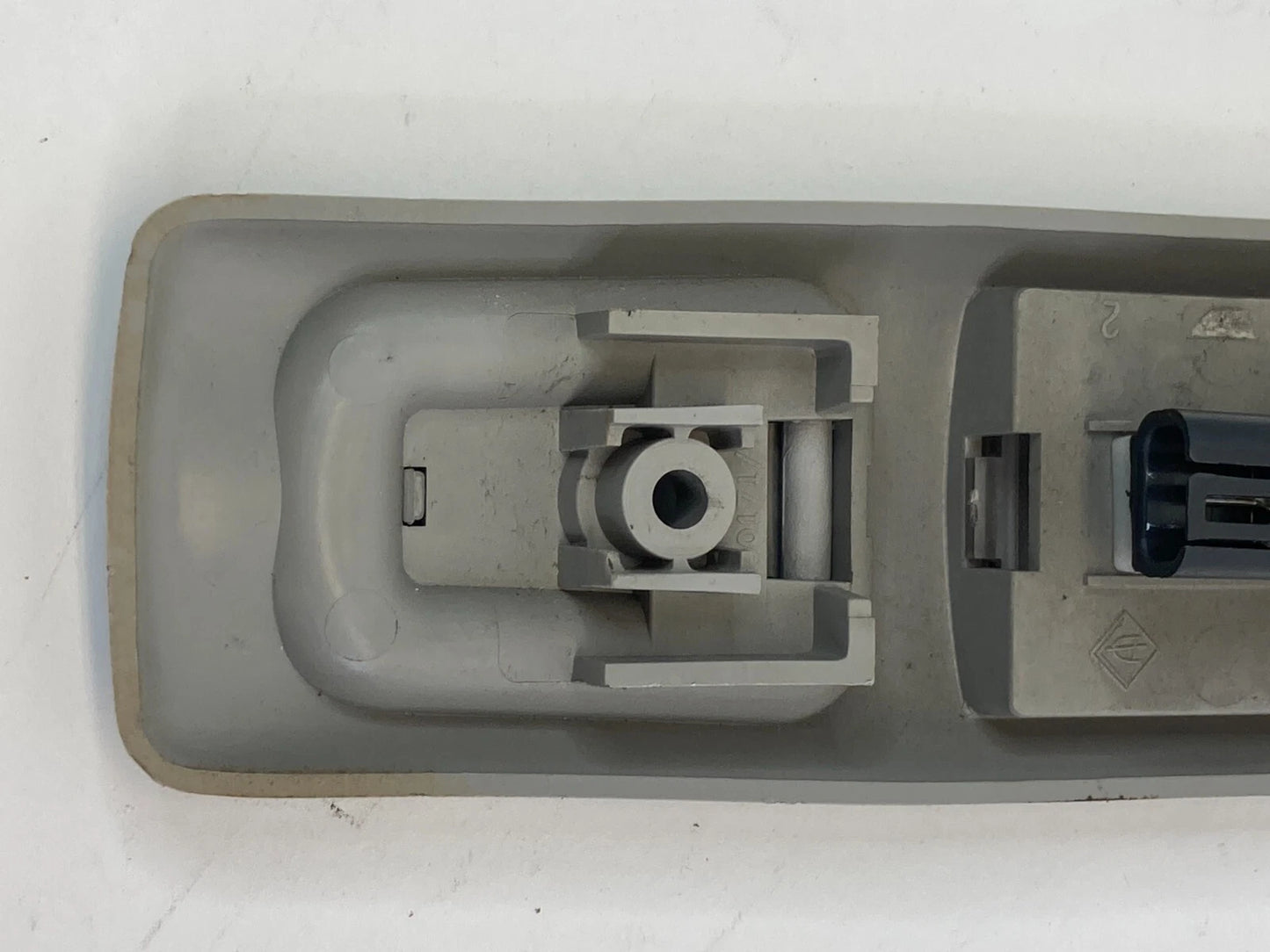 2005 2006 2007 BUICK TERRAZA REAR LEFT SIDE READING DOME LIGHT LAMP 10380403 OEM