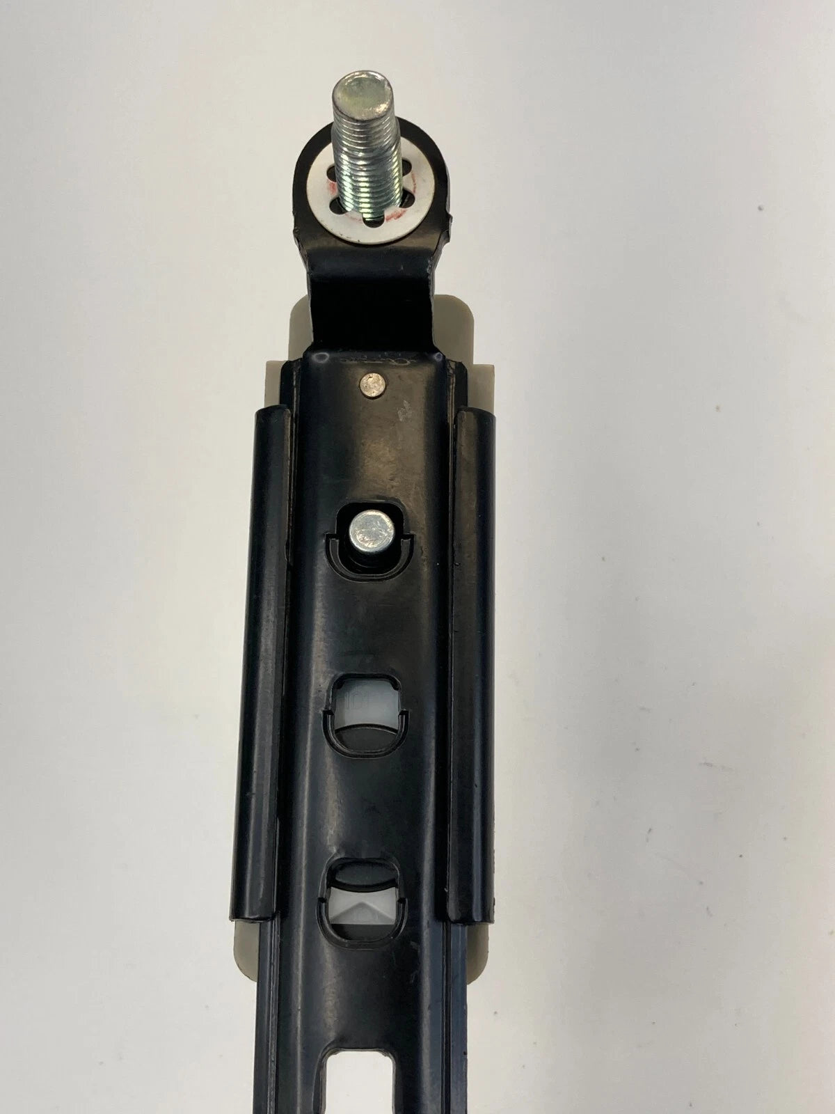 2003-2007 NISSAN MURANO FRONT RIGHT PASSENGER SIDE SEAT BELT HEIGHT ADJUSTER