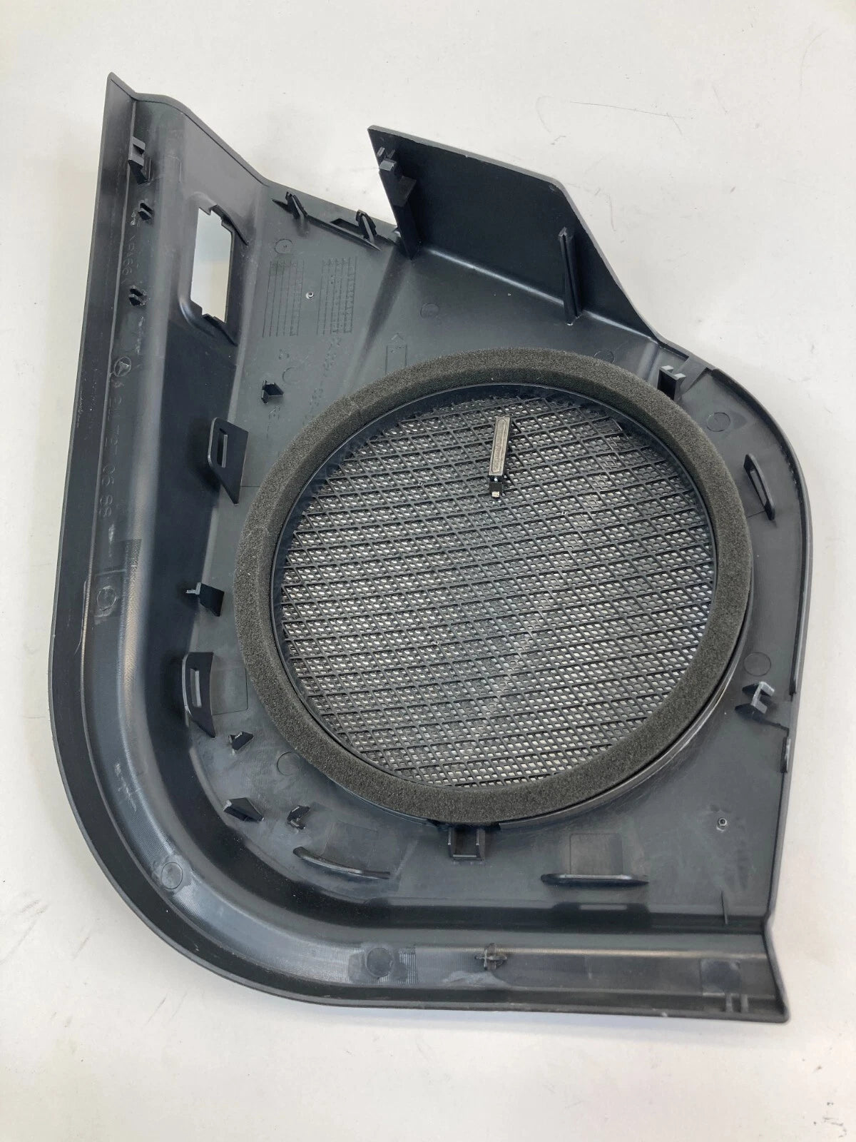 03-09 MERCEDES BENZ E350 FRONT RIGHT SIDE DOOR SPEAKER GRILLE COVER A2117270688