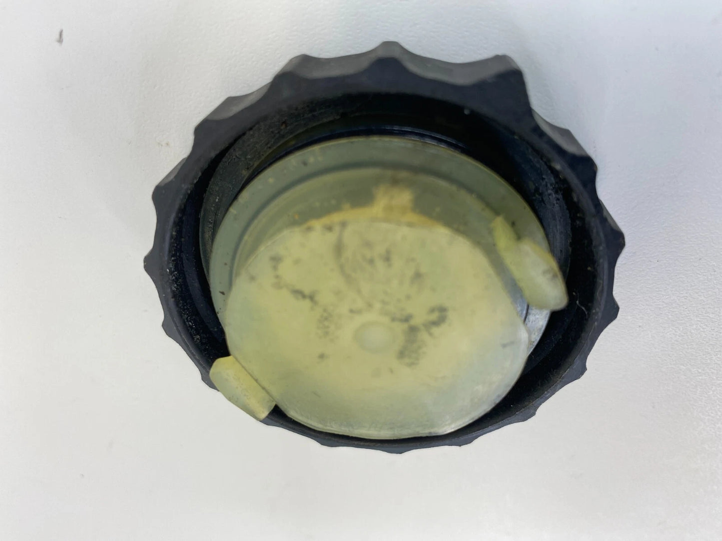 2004-2006 LEXUS LS430 4.3L BRAKE FLUID MASTER CYLINDER RESERVOIR CAP COVER OEM