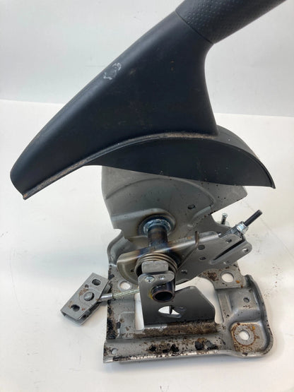 2011-2014 NISSAN JUKE EMERGENCY PARKING E-BRAKE HANDLE BRAKE LEVER ASSEMBLY OEM