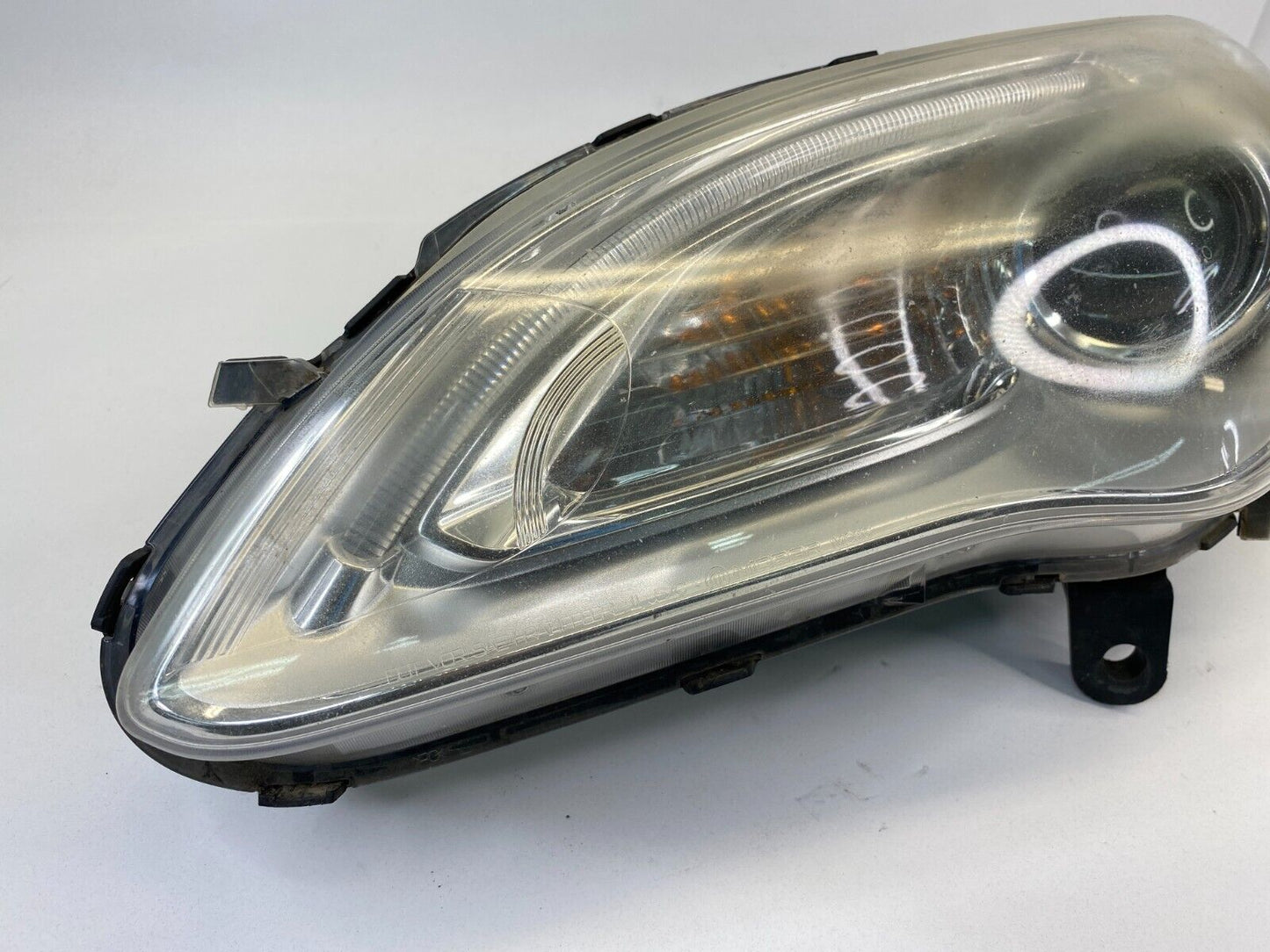 11-14 Chrysler 200 Sedan Left Driver Side Headlight Headlamp Halogen 05182591AA