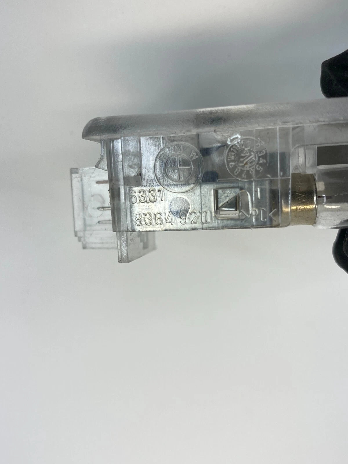 2003-2009 LAND ROVER RANGE ROVER GLOVE BOX INTERIOR LIGHT LAMP OEM 63318364920