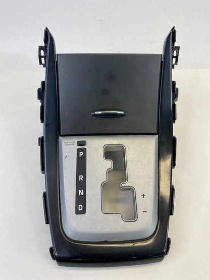 2011-2013 HYUNDAI ELANTRA AUTOMATIC SHIFTER TRIM BEZEL PANEL 84680-3X100 OEM