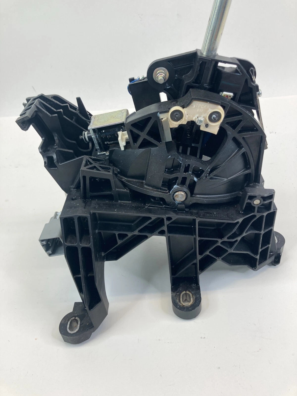 2012-2014 FORD FOCUS AUTOMATIC TRANSMISION GEAR SHIFTER SELECTOR BV6P-7K004-BJ