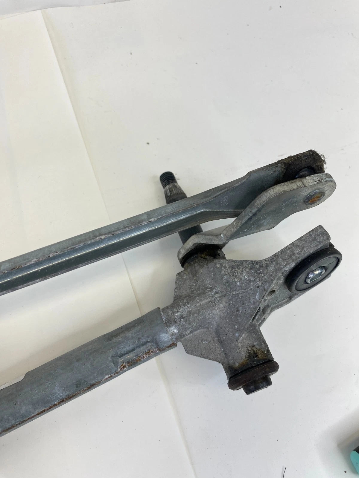 2013-2019 Ford Flex Windshield Wiper Motor w/Transmission Linkage DA83-17500-AB