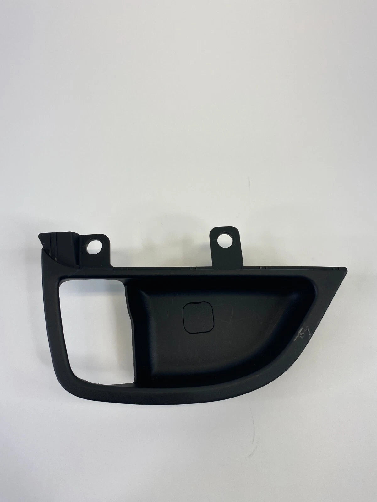 11-16 HYUNDAI ELANTRA REAR LEFT INNER DOOR HANDLE TRIM BEZEL COVER 83611-MD100