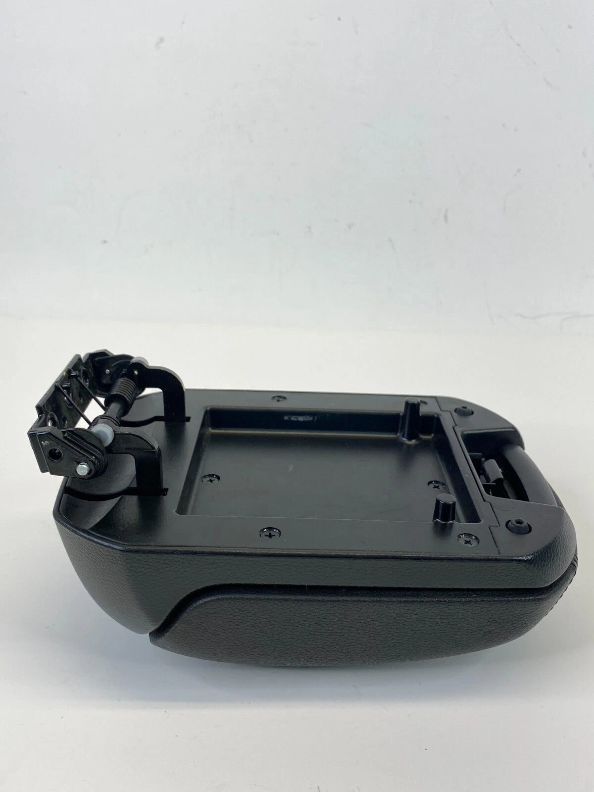 2011-2016 CHEVROLET CRUZE CENTER CONSOLE ARMREST ARM REST LID COVER TOP OEM