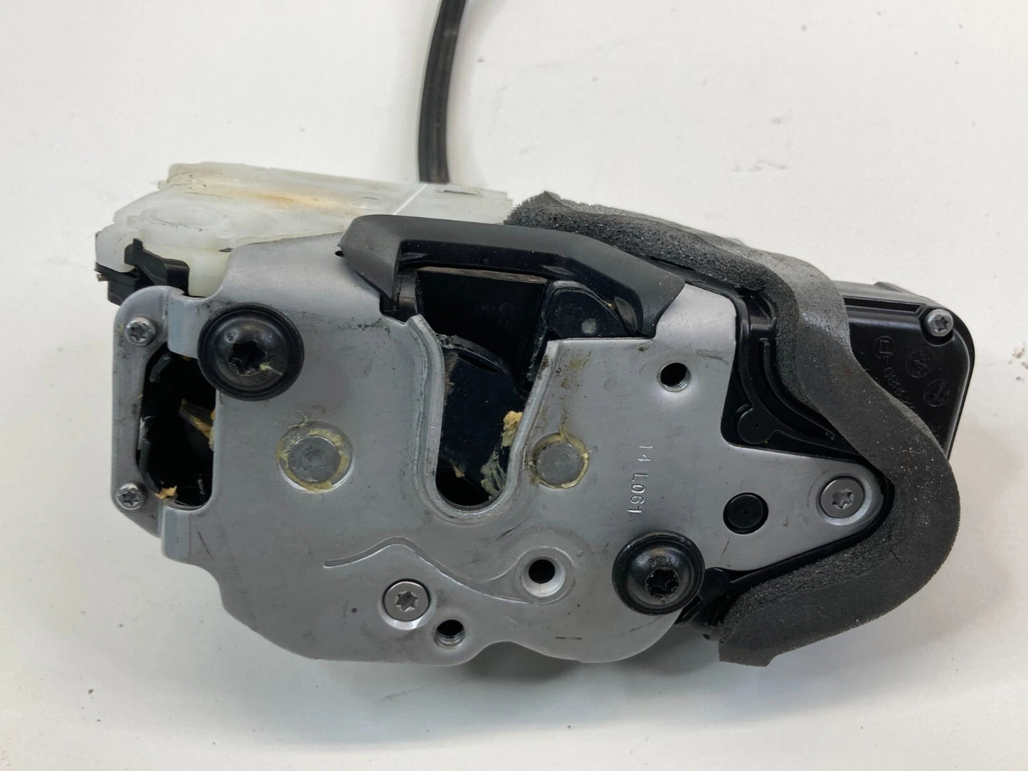10-15 CHEVROLET EQUINOX REAR RIGHT DOOR LATCH LOCK RELEASE ACTUATOR 13579552 OEM