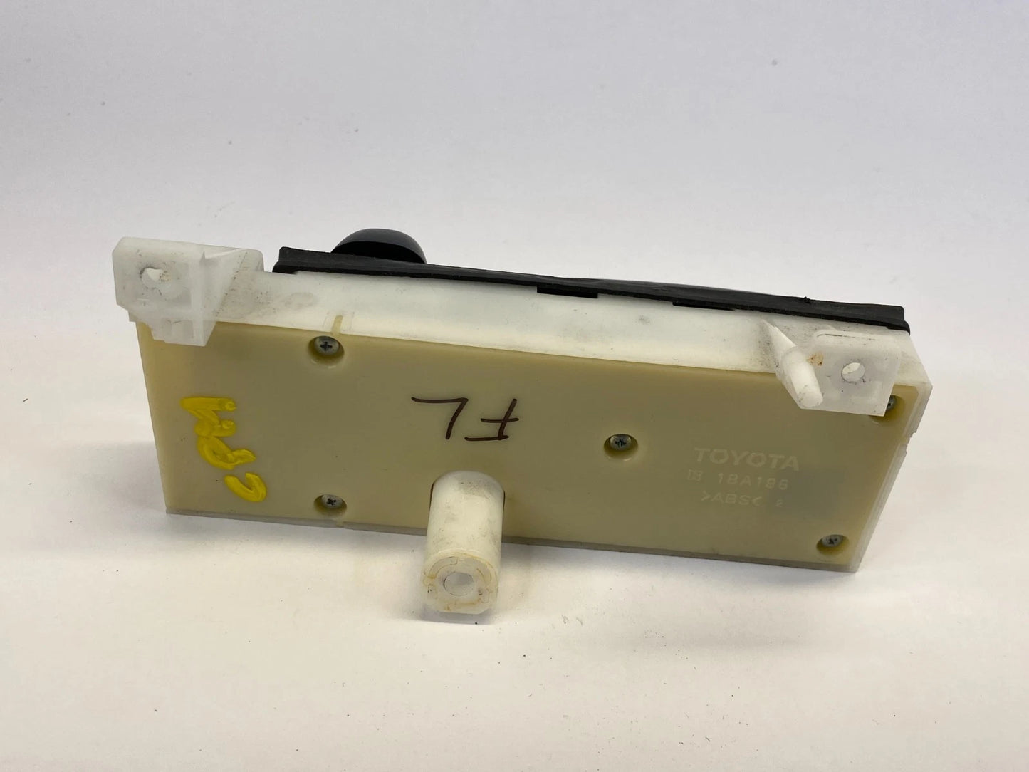 2007-2011 LEXUS GS350 FRONT LEFT DRIVER POWER SEAT ADJUSTMENT SWITCH 84070-30040