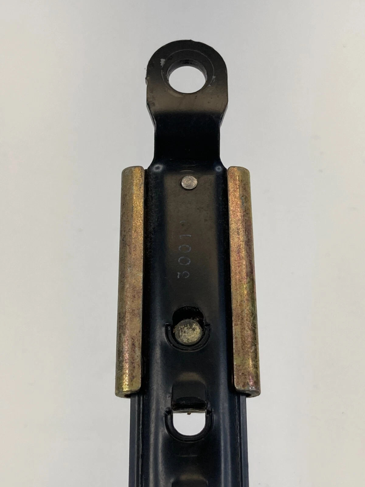 1998-2002 TOYOTA COROLLA FRONT RIGHT SIDE SEAT BELT HEIGHT UPPER ADJUSTER OEM