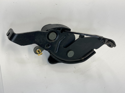 00 01 02 03 04 Chevrolet Tahoe Rear Left Barn Door Top Lock Latch OEM