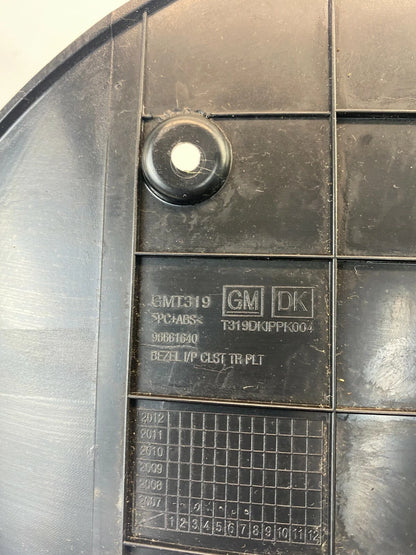 2008-2010 SATURN VUE DASH INSTRUMENT CLUSTER SPEEDOMETER BEZEL TRIM 96661640