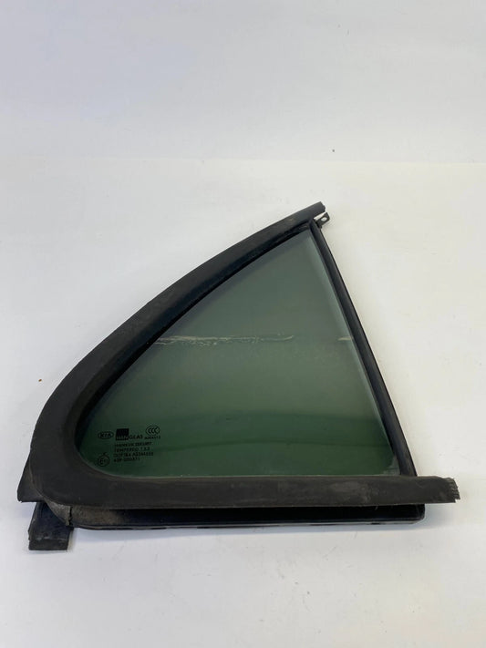 2003-2009 KIA SORENTO REAR RIGHT PASSENGER DOOR QUARTER VENT GLASS OEM