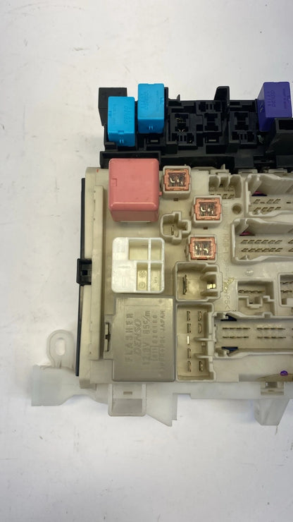 06-08 TOYOTA RAV4 INTERIOR CABIN FUSE JUNCTION RELAY BLOCK BOX 82730-42050 OEM