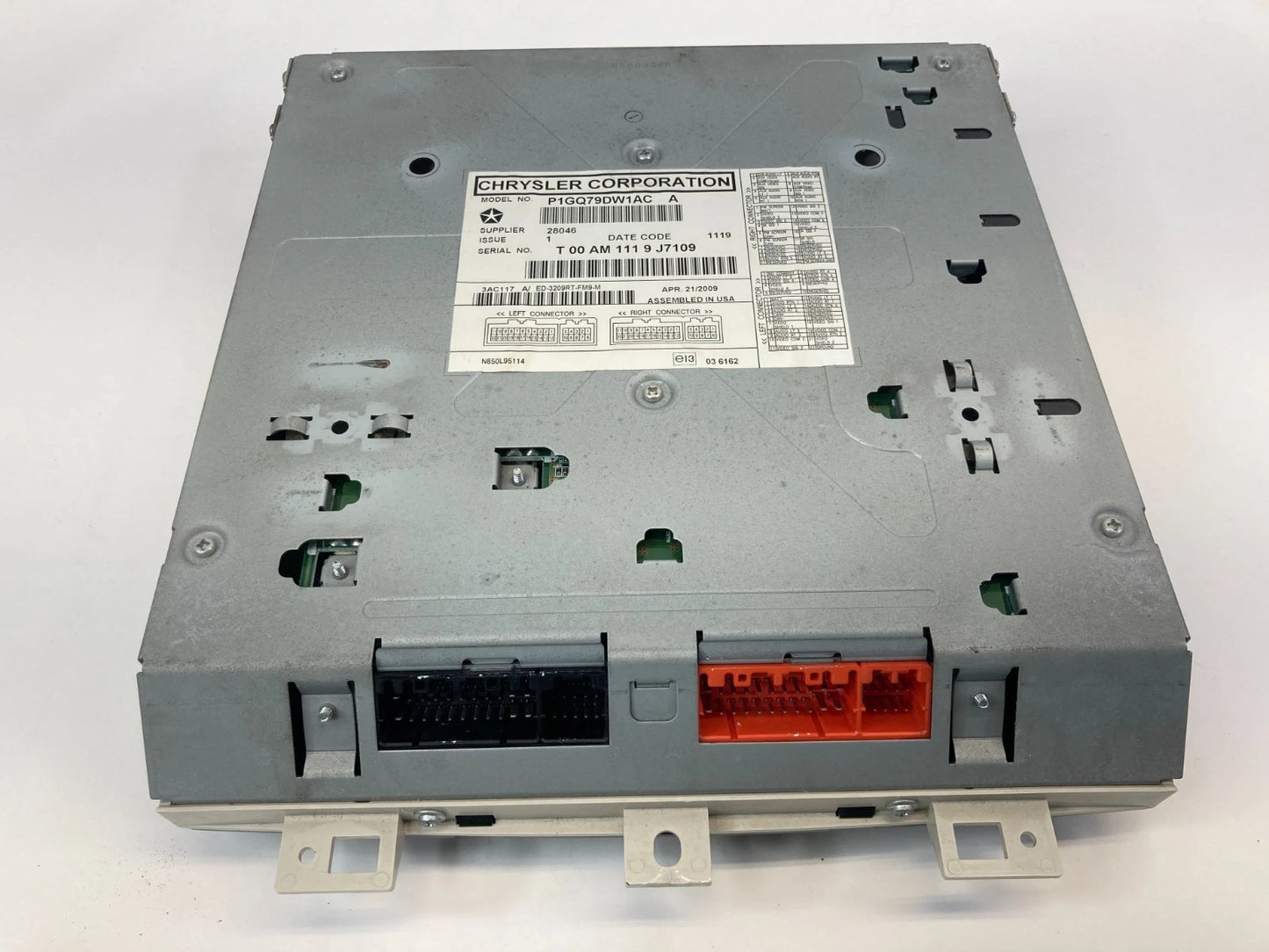 09 10 DODGE GRAND CARAVAN REAR OVERHEAD DV SYSTEM MONITOR DISPLAY 1GQ79DW1AC OEM