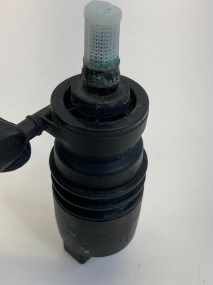 1999 2000 BMW 323i 01-05 325i Windshield Washer Pump 6-362-154 OEM