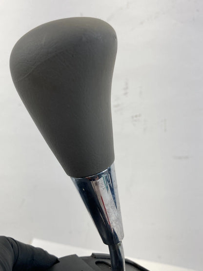 2004-2010 TOYOTA SIENNA AUTOMATIC GEAR SHIFTER SELECTOR LEVER ASSY OEM