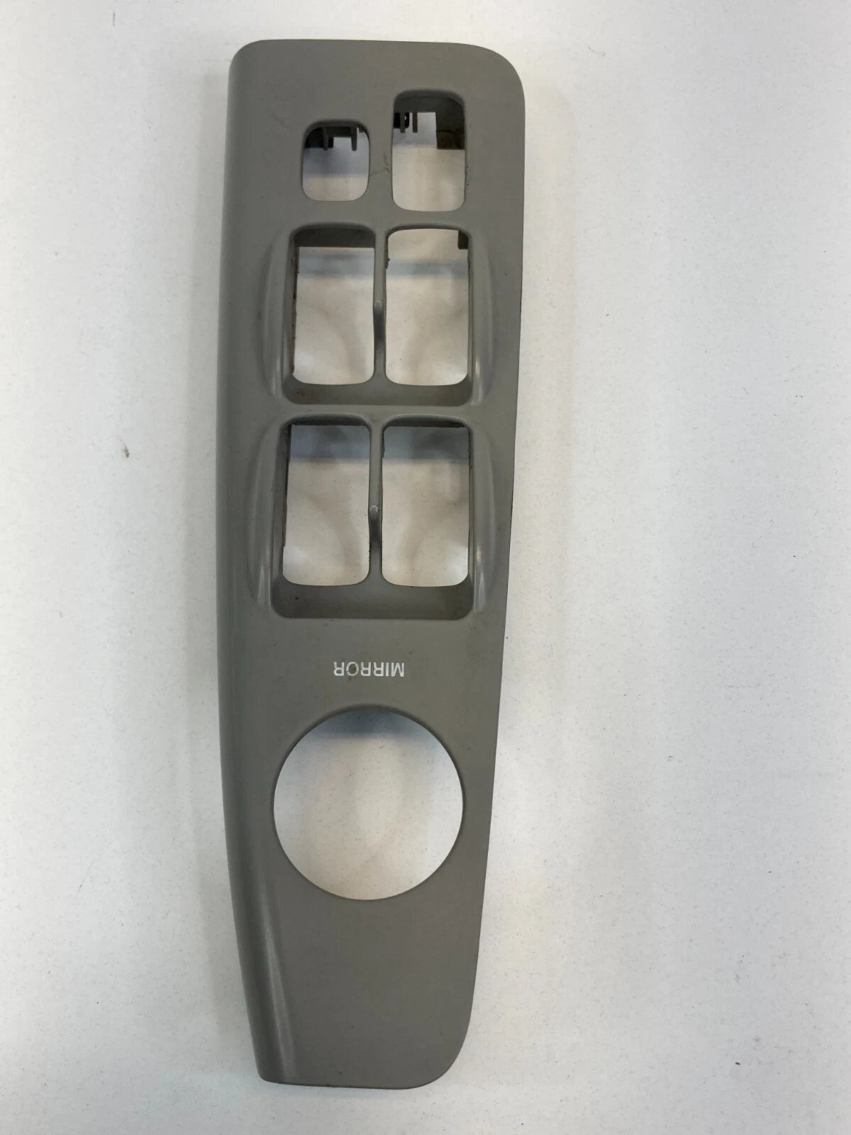 2004-2009 KIA SPECTRA FRONT LEFT DOOR SIDE WINDOW SWITCH COVER TRIM BEZEL OEM