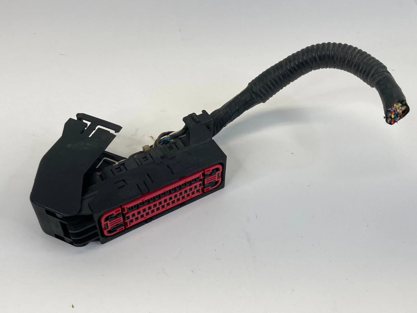 2002-2005 JAGUAR S-TYPE 3.0L ABS ANTI LOCK BRAKE PUMP CONNECTOR PLUG RELAY OEM