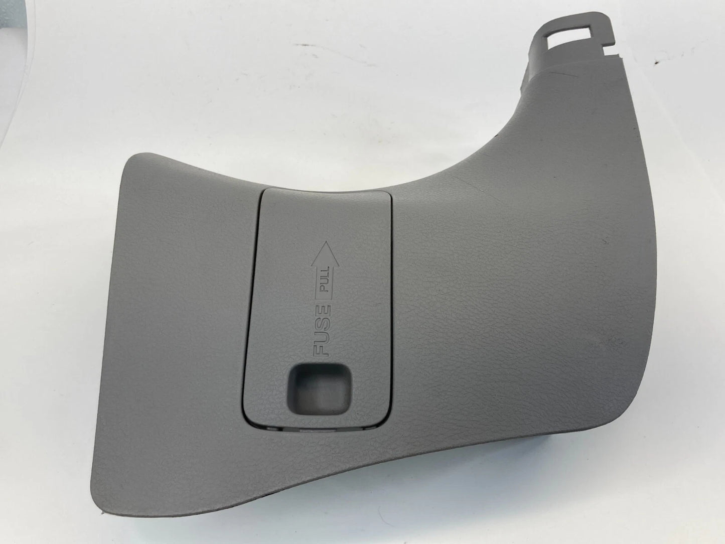 2008-2012 HONDA ACCORD FRONT RIGHT COWL KICK PANEL LID FUSE TRIM COVER 83111-TA0