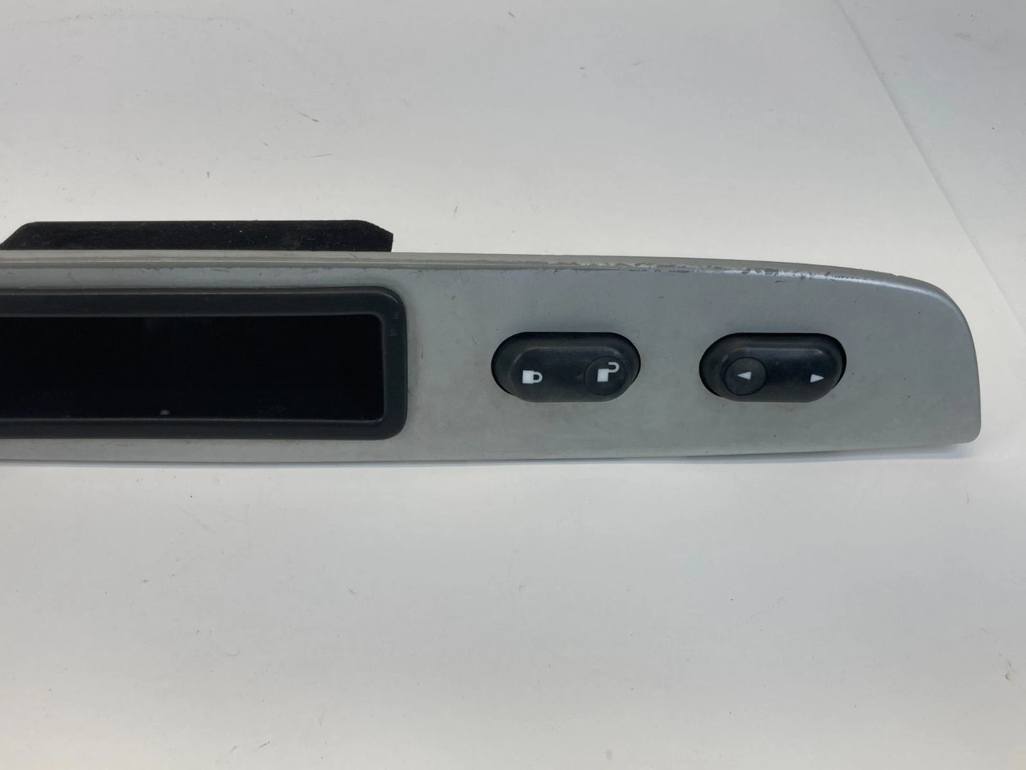 05-07 MERCURY MARINER FRONT RIGHT WINDOW SWITCH W/ BEZEL TRIM 5E6X-7823710-AC