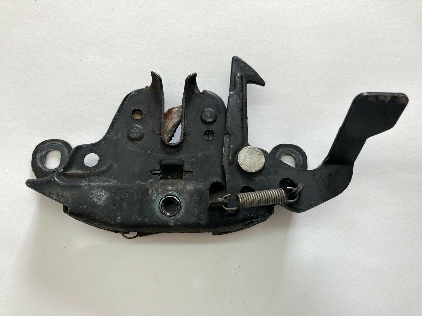 1996 1997 96 97 Nissan Pathfinder Front Hood Lock Latch Release Assembly OEM