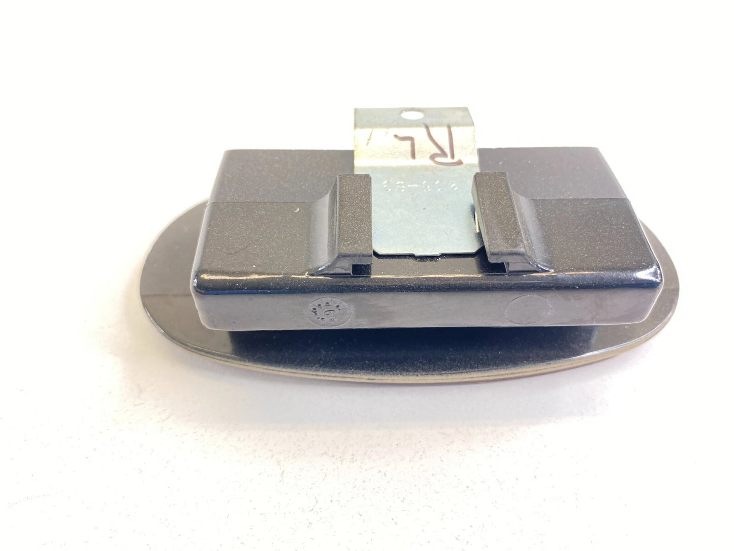 1997-2002 FORD EXPEDITION REAR LEFT DRIVER SIDE DOOR ASHTRAY ASSEMBLY OEM